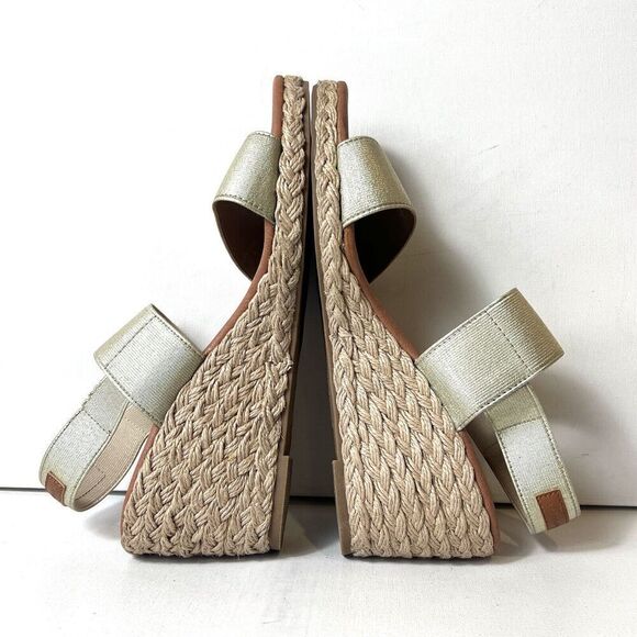 Tommy Bahama Sandals Womens 9.5M Metallic Gold Comfort Casual Wedge Slip On Shoe - Picture 6 of 10